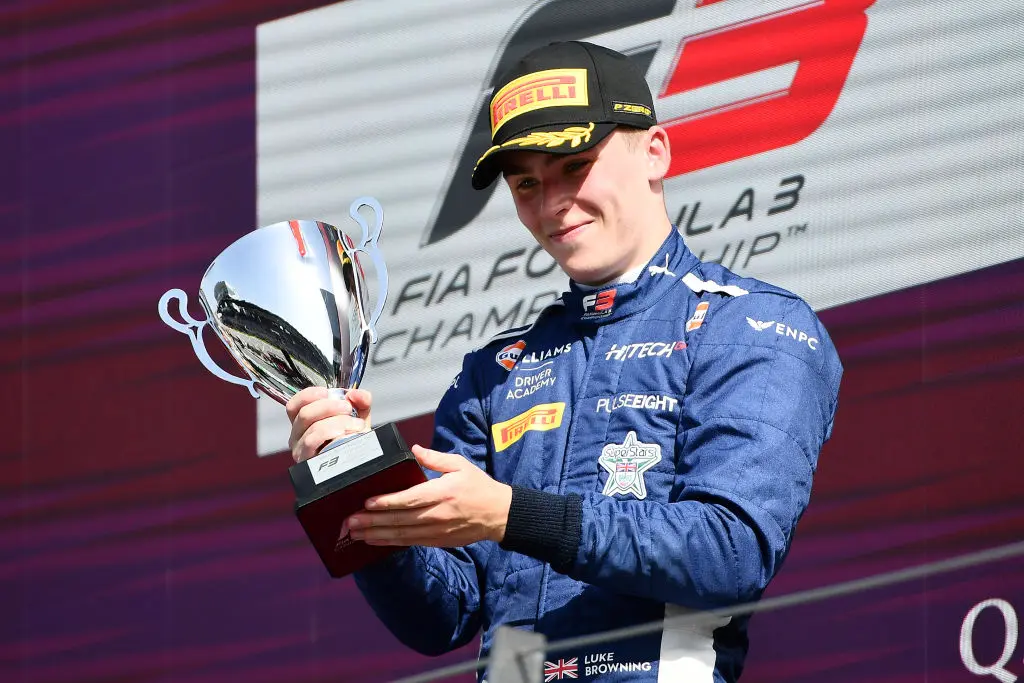 开云-切尔西前途光明！，Scout新星比赛局势复杂表现突出赛场气氛高涨(战术胜利反被球员抗命掩盖,危机中的切尔西能否觅出路?)