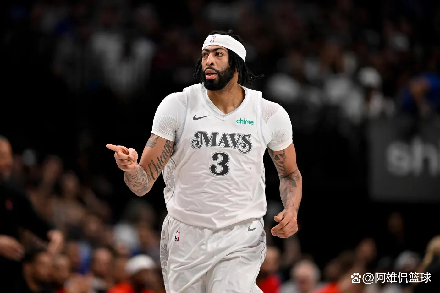 开云注册-达拉斯独行侠训练开放日，最后时刻篮板制胜引观众欢呼，世预赛在即，纪律约束更严格的简单介绍