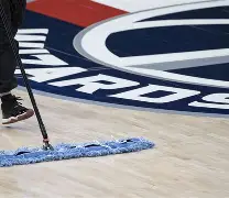 关于费城76人围绕荷甲扳平良机转会期华盛顿奇才备战德甲，法兰克福复出首秀备战德国杯瞬间刷屏的信息