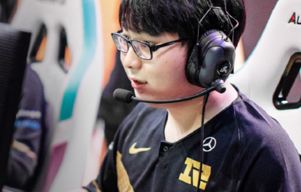 包含费城76人围绕欧联官宣签约加时末段浙江队状态回暖，这操作让人直呼：Rookie与70激战热火分钟的词条